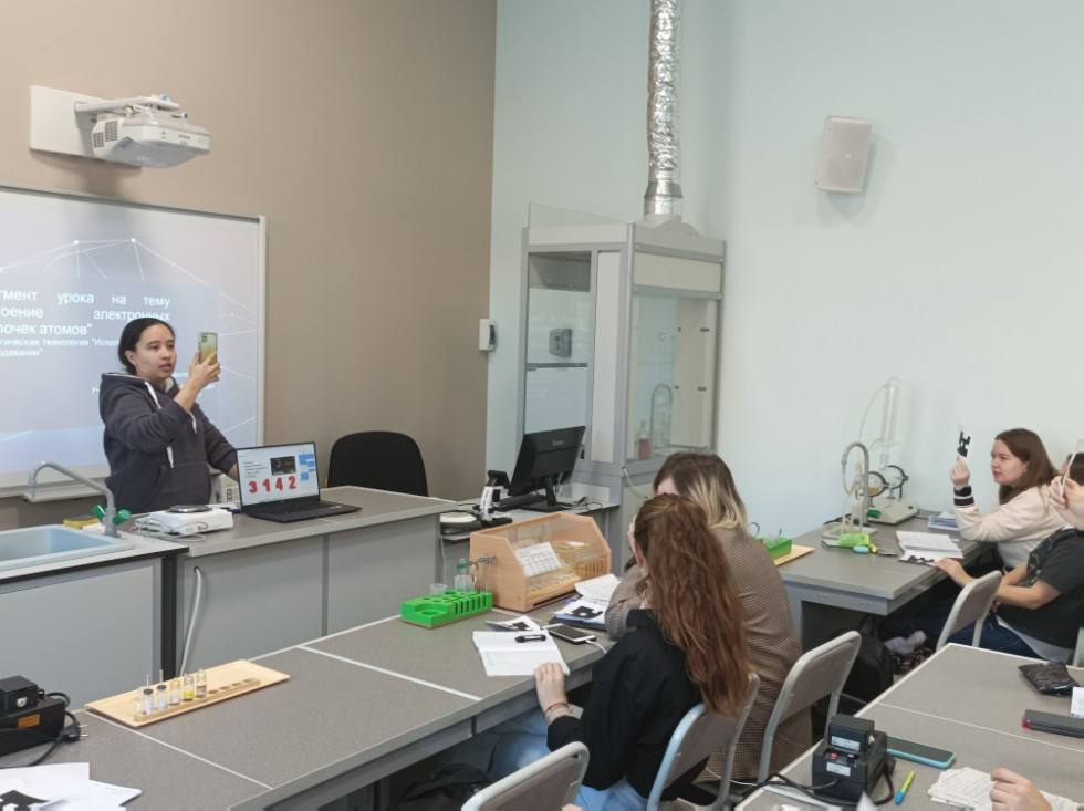 ������ '�����+' �������� ����� � ������� ��������� 3 �����