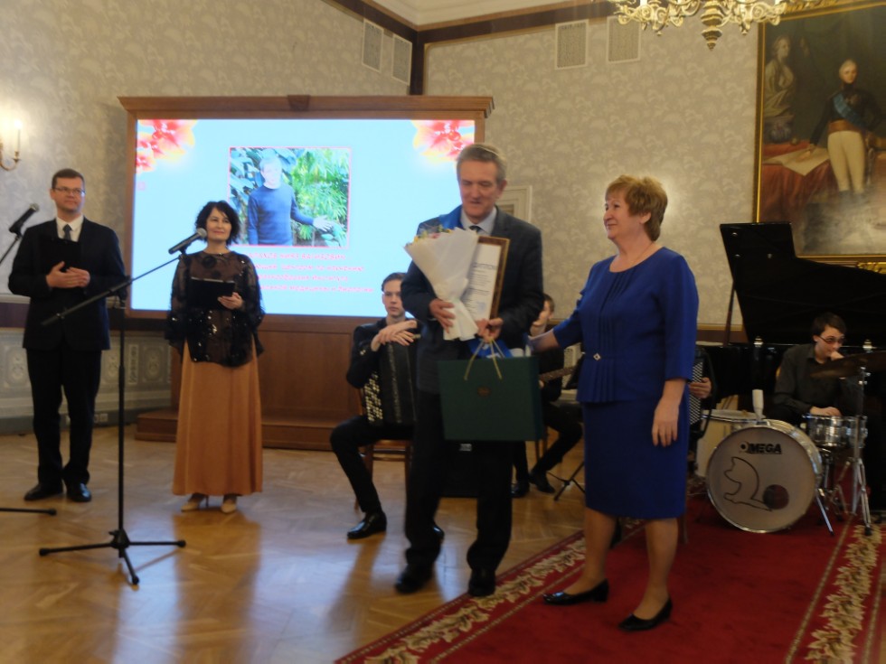 ����������� ����� ������ 8 �����.