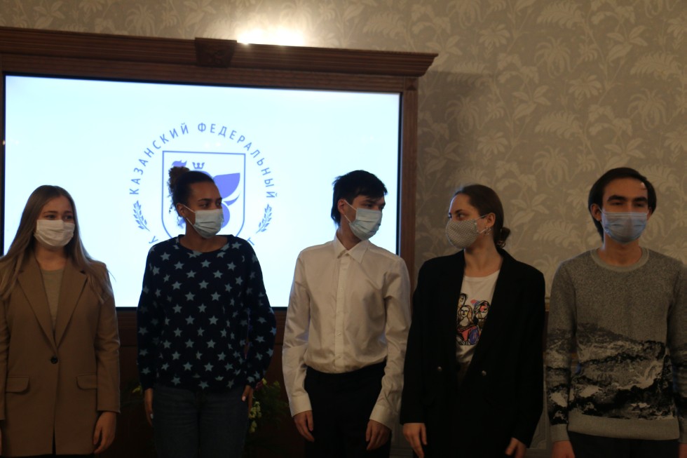 ���� ������ ������������ � ����