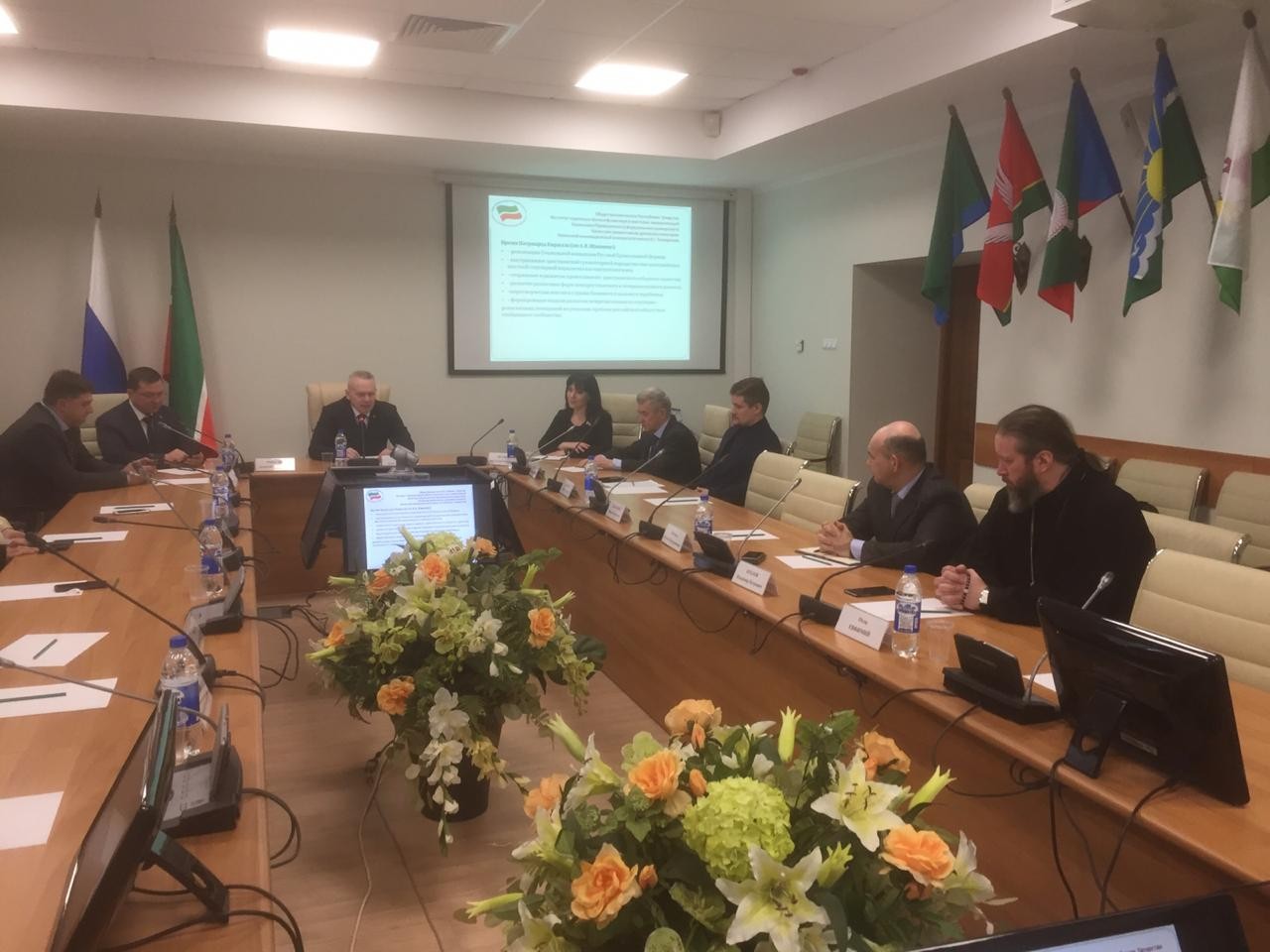 Круглый стол к 10-ти летию интронизации Патриарха Кирилла в Общественной палате Республики Татарстан Круглый стол к 10-ти летию интронизации Патриарха Кирилла в Общественной палате Республики Татарстан