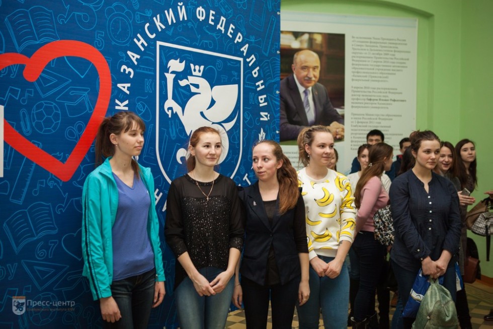 Students actively participate in the campaign 'I choose again!'