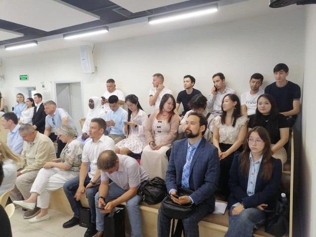 Магистранты 2 курса кафедры гр. 14.7-2326 стали участниками и победителями ежегодного регионального конкурса 'Экспортер года' Магистранты 2 курса кафедры гр. 14.7-2326 стали участниками и победителями ежегодного регионального конкурса 'Экспортер года'