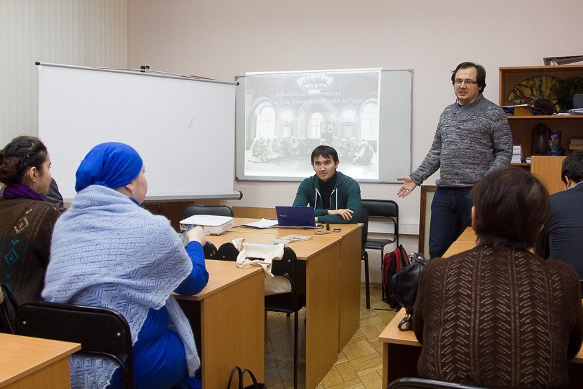Soviet Islam Reconsidered: Trying to Hear Voices from Private Archives