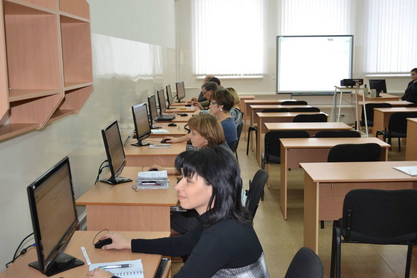 ����������� �������� ������������ ������ �������������� ������ � LMS MOODLE