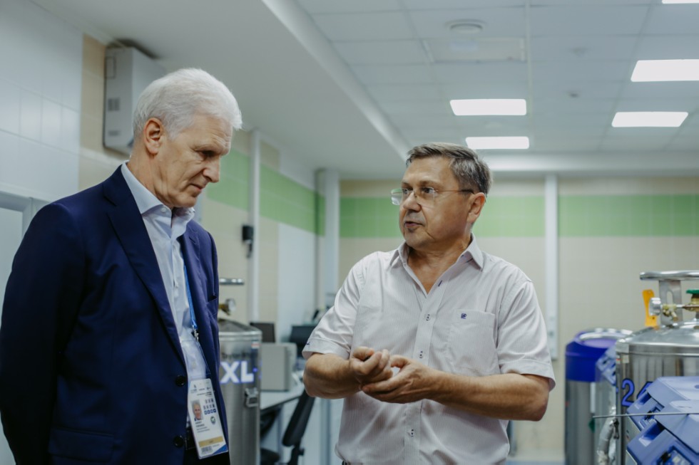 Aide to the President of Russia Andrey Fursenko toured Kazan University's medical cluster