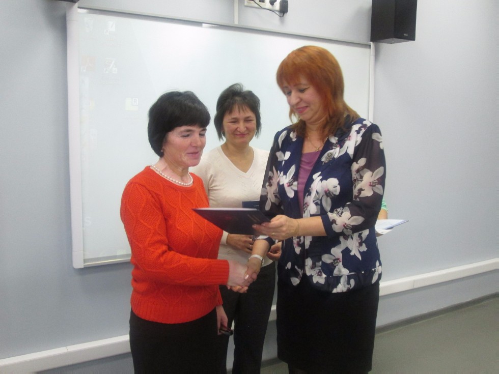 ���������� �������� ������������ �������� ����� � ���������� � �����