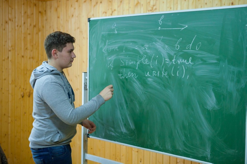 Лагерь 'Буревестник' посетила Татьяна Ларионова Лагерь 'Буревестник' посетила Татьяна Ларионова