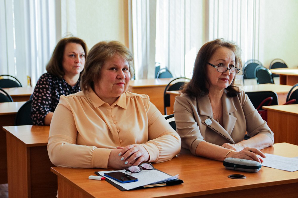 �� ���������� ��������� ������������ ���������-������������ ���������: ������� � ��������������