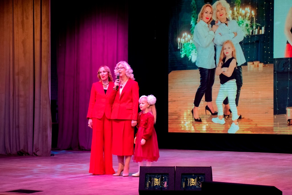 В конкурсе 'Женщина года' отличились преподаватели Елабужского института КФУ В конкурсе 'Женщина года' отличились преподаватели Елабужского института КФУ