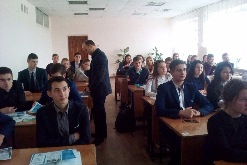 Абитуриенты Мамадыша встретились с преподавателями Елабужского института КФУ Абитуриенты Мамадыша встретились с преподавателями Елабужского института КФУ