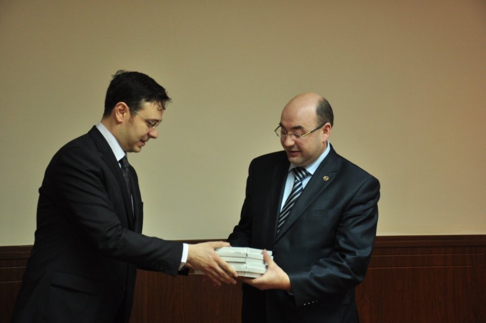 Visit of the Consul General of Turkey in Kazan to the Institute of Philology and Arts ,
