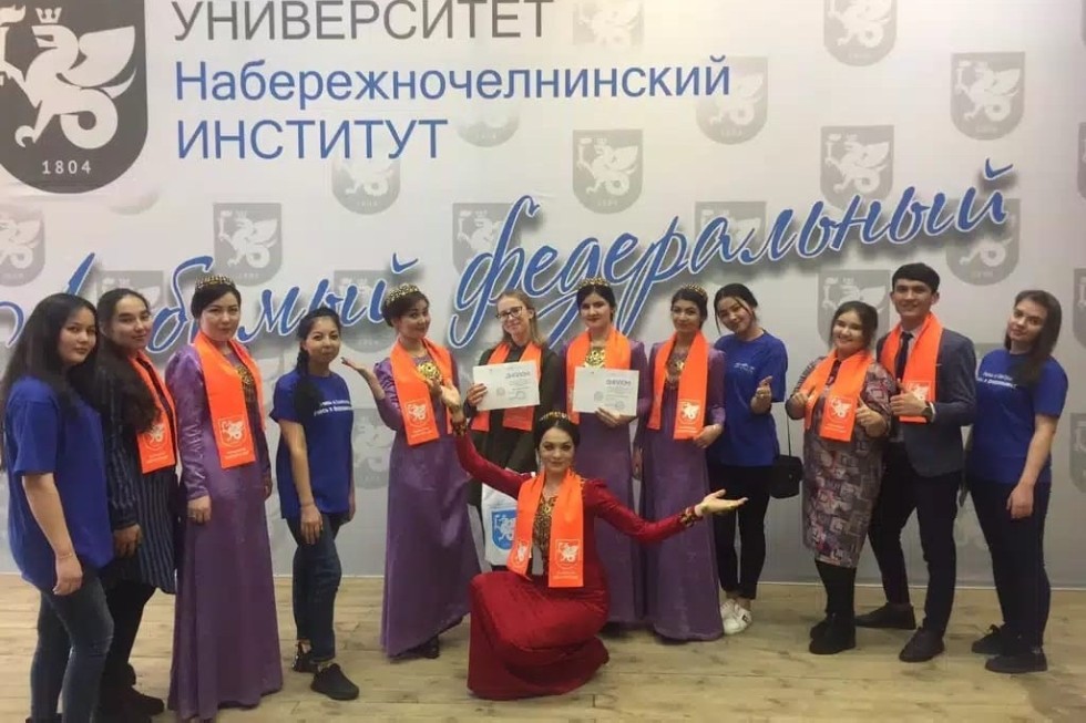 Весна идёт - весне дорогу Весна идёт - весне дорогу