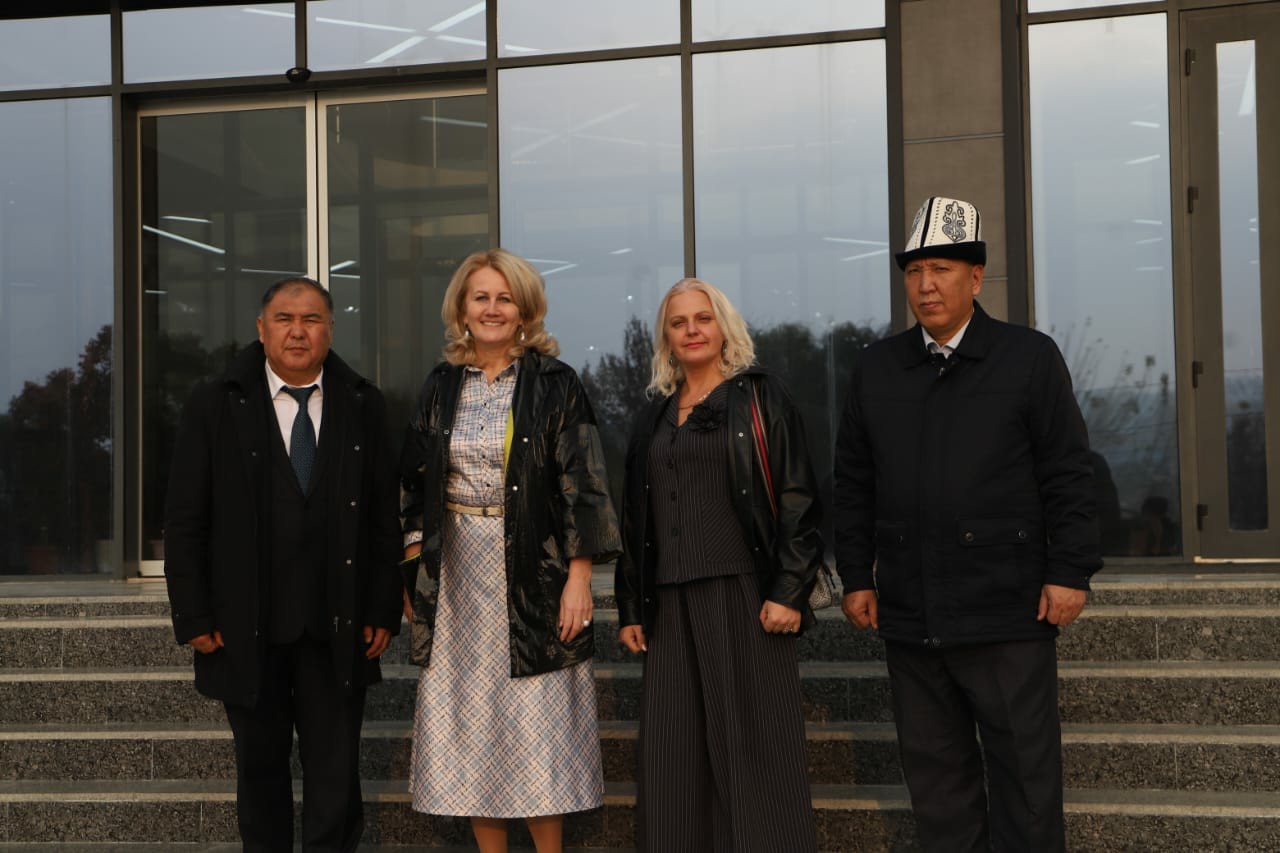 Директор Елабужского института КФУ Елена Мерзон находится с рабочим визитом в Кыргызстане Директор Елабужского института КФУ Елена Мерзон находится с рабочим визитом в Кыргызстане