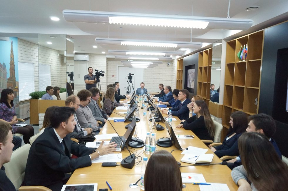 Patriotism yesterday and today: Does Russia need patriots?