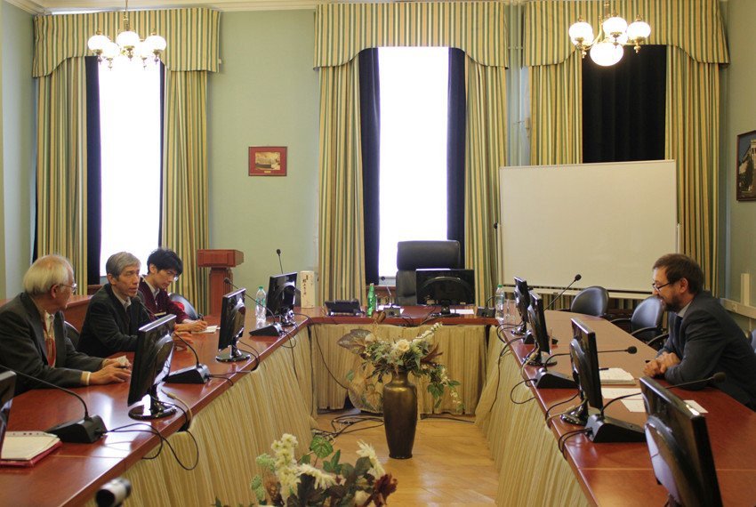 Lunar Studies Unite Russian and Japanese Researchers