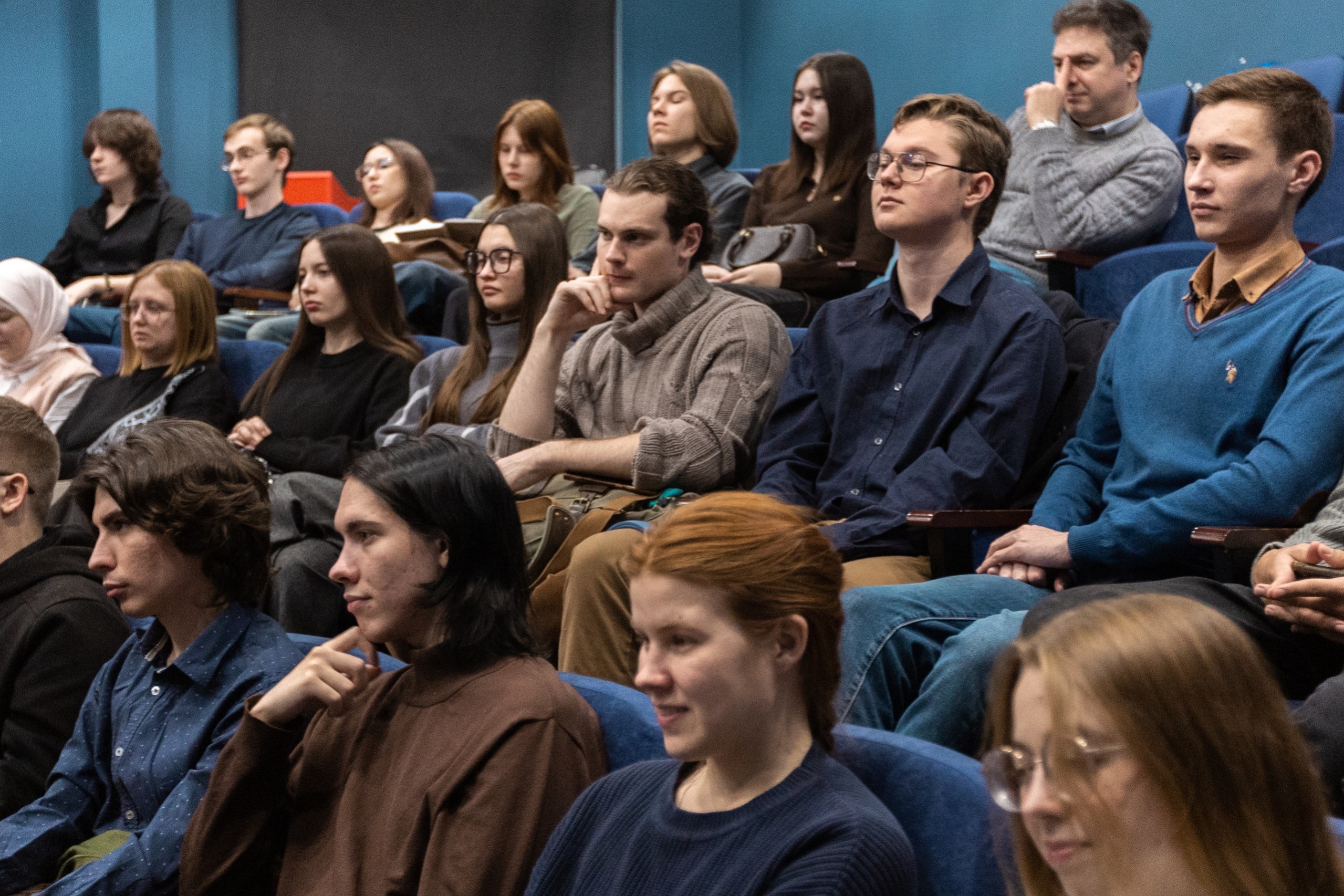 На кафедре религиоведения состоялась встреча, посвящённая взаимодействию науки и религии На кафедре религиоведения состоялась встреча, посвящённая взаимодействию науки и религии