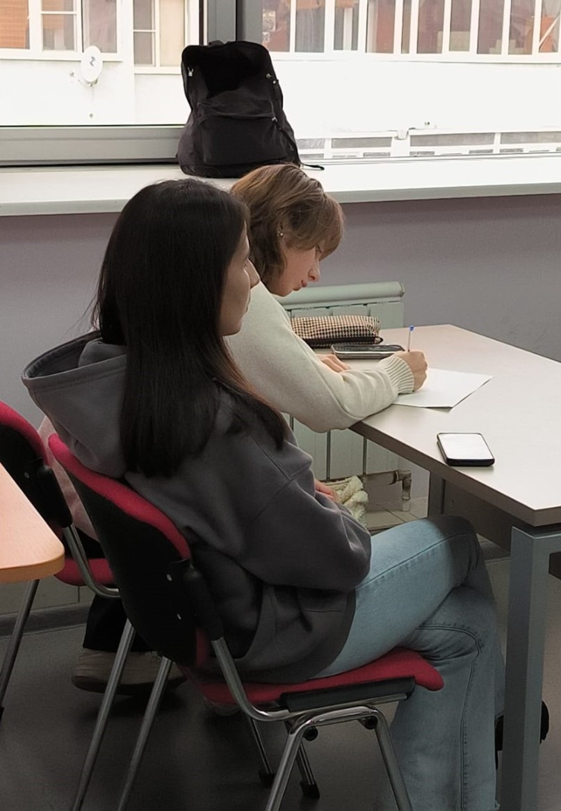 ������� ������������ ������ '������' � ���������������