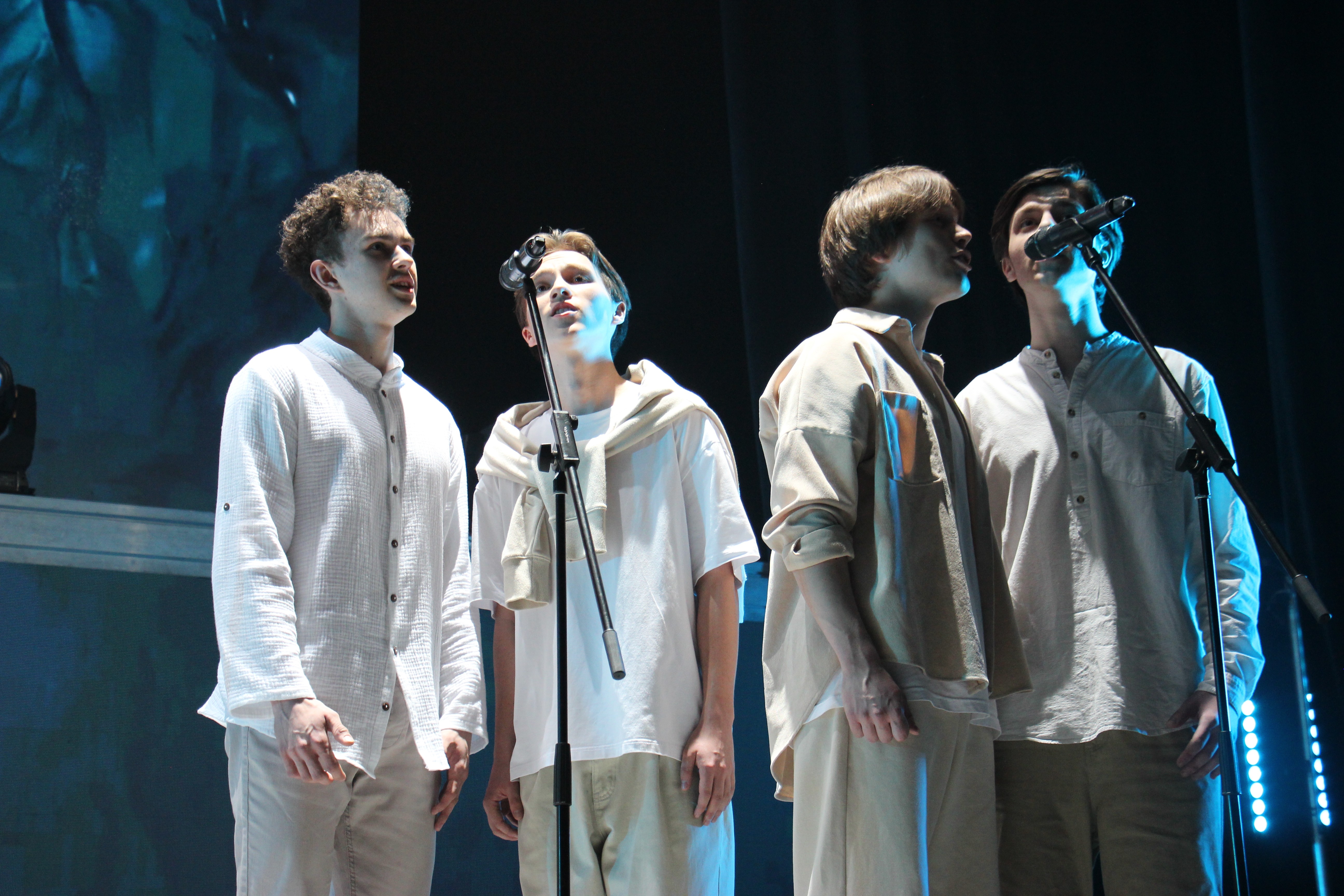 ������� �� ������ ��������� '������������ ����� 2025' � ����!