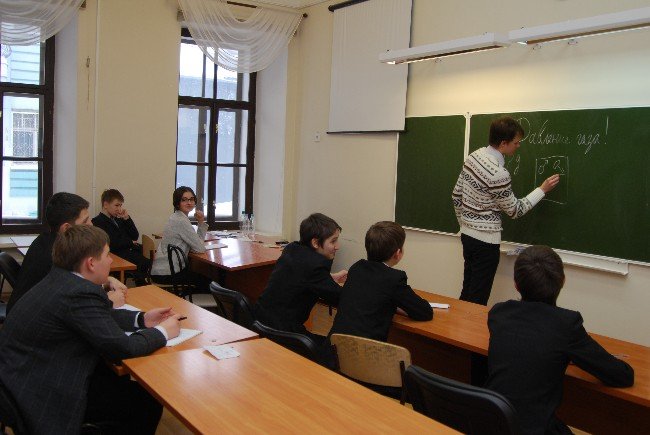 � �������