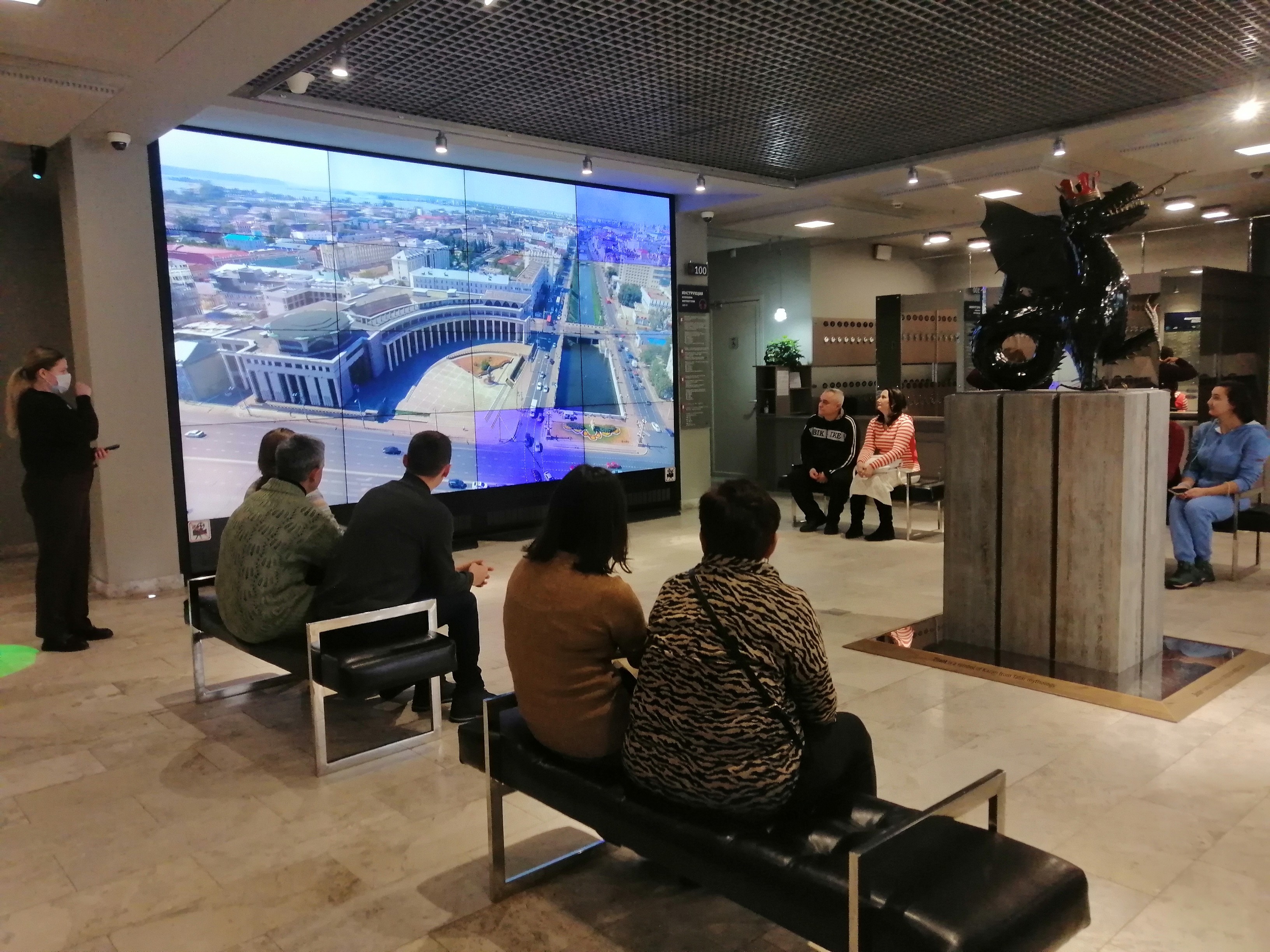 Тематическая экскурсия 'Прогулка по Казани разных эпох' для слушателей программы повышения квалификации 'Экскурсовод' Тематическая экскурсия 'Прогулка по Казани разных эпох' для слушателей программы повышения квалификации 'Экскурсовод'