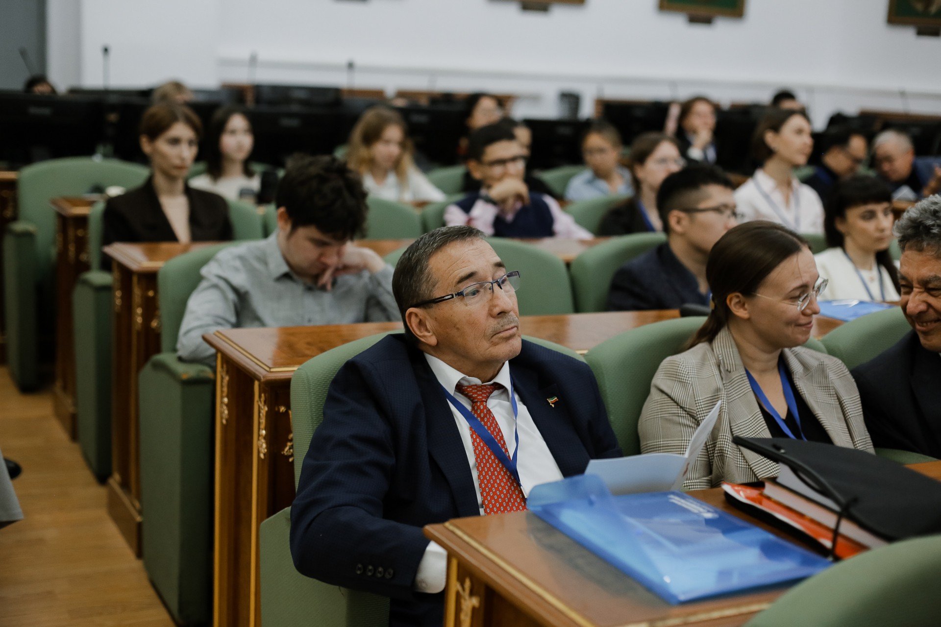 ������-�����