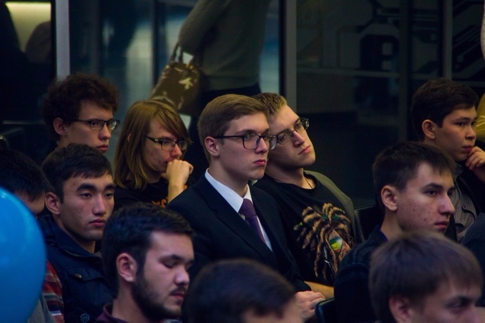 The best students will study free