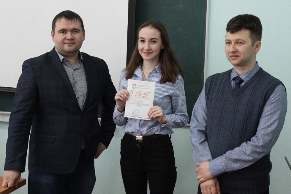 ����������� ������������� ��������� � �����