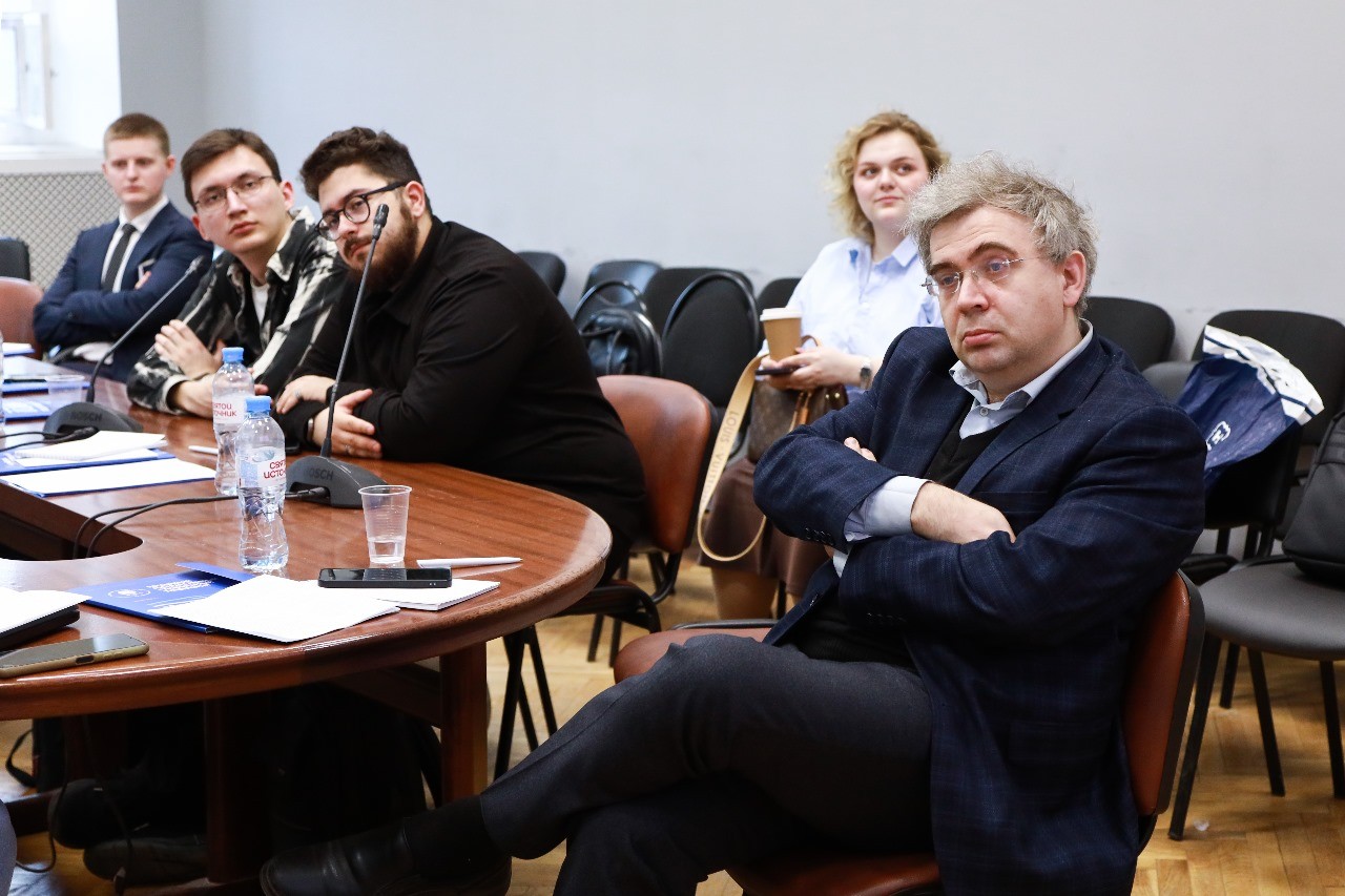 Историки - активисты СНО выступили на конференции в РГГУ Историки - активисты СНО выступили на конференции в РГГУ