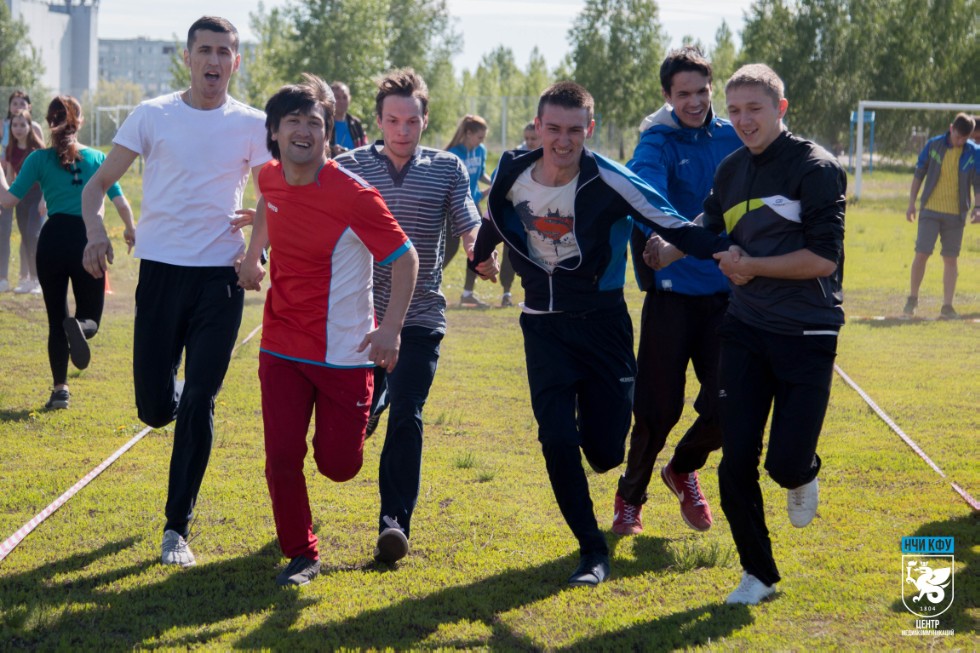 Инженерно-экономический колледж провел 'Веселые старты' в рамках конкурса 'Лучшее отделение НЧИ КФУ' Инженерно-экономический колледж провел 'Веселые старты' в рамках конкурса 'Лучшее отделение НЧИ КФУ'