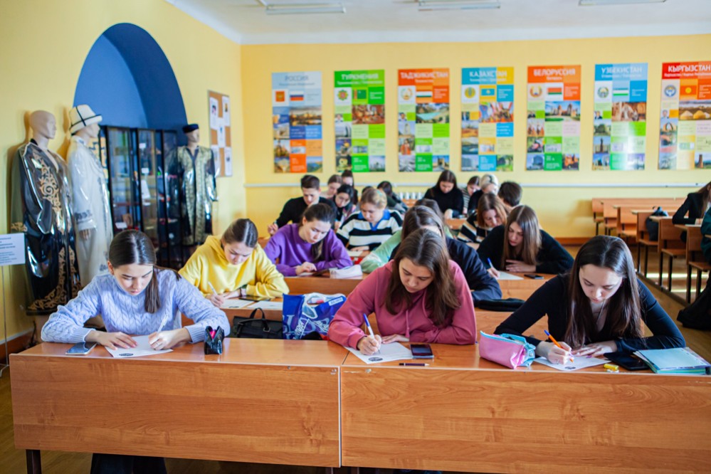 Tolles Diktat по немецкому языку на отделении иностранных языков Tolles Diktat по немецкому языку на отделении иностранных языков