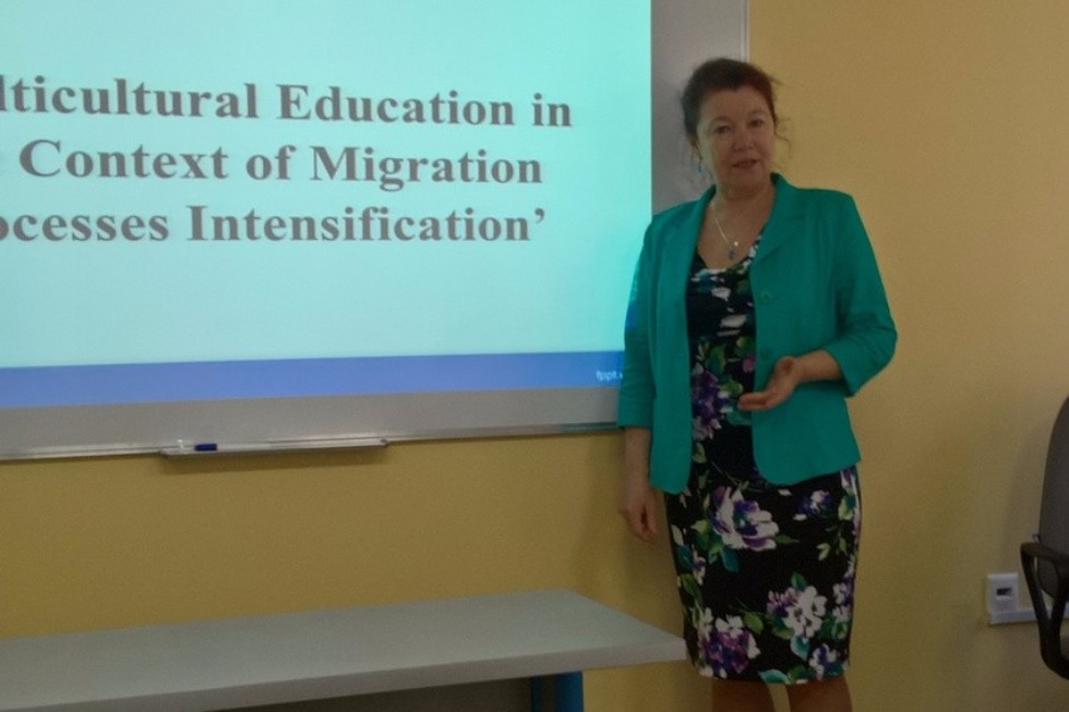 ������, ���������� ����� ���� 15-04-00011� '���� � �������� ������� ������ � ��������: �������� ��������������� � �����������������', � �������� (2017 ���)