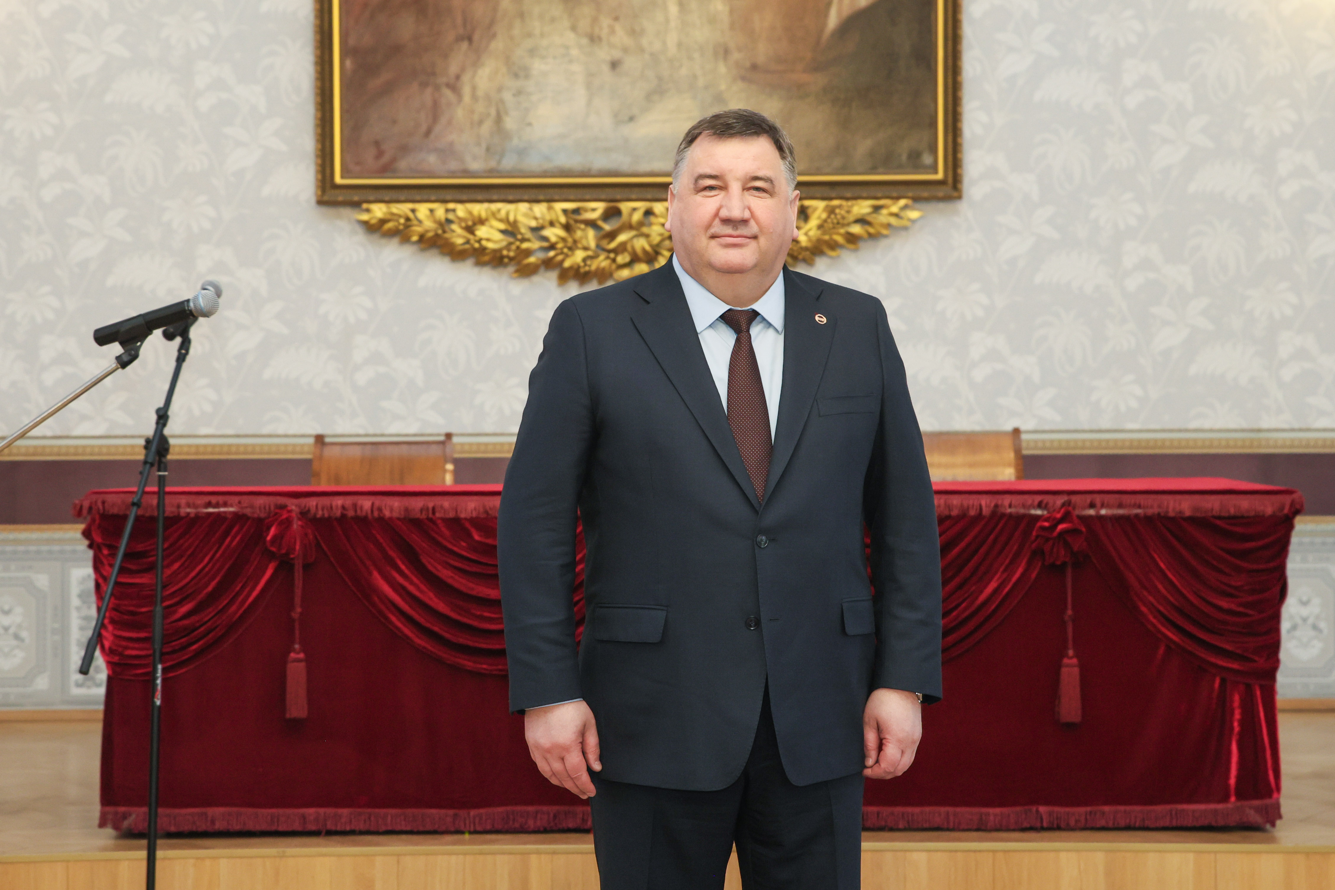 Ректор КФУ Ленар Сафин: 'Женщины приносят в этот мир гармонию, нежность, красоту и самое сильное, чистое, бескорыстное чувство ? безусловную материнскую любовь' Ректор КФУ Ленар Сафин: 'Женщины приносят в этот мир гармонию, нежность, красоту и самое сильное, чистое, бескорыстное чувство ? безусловную материнскую любовь'