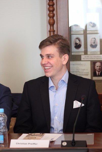 21- 22 марта 2015 года юридический факультет КФУ стал первой площадкой в России, собравшей локальные группы Европейской Ассоциации Студентов - Юристов (ELSA) из Москвы, Санкт-Петербурга, Калининграда, Казани и гостей из Германии. 21- 22 марта 2015 года юридический факультет КФУ стал первой площадкой в России, собравшей локальные группы Европейской Ассоциации Студентов - Юристов (ELSA) из Москвы, Санкт-Петербурга, Калининграда, Казани и гостей из Германии.