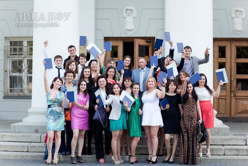 The first 2013 graduates (photo report)