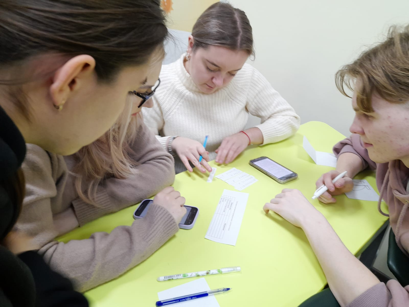 �������� 3 �����  ��������� ���������� � ����������� �������� �������� ����� �� ������������� ������