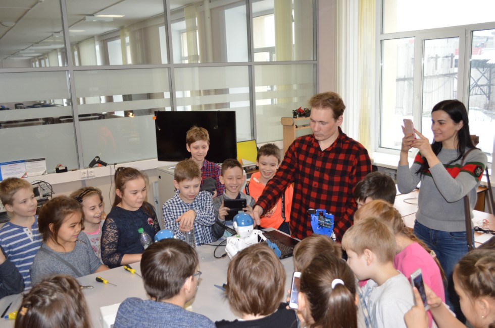 ����������� 4 ������ �������� �19 �������� ���������� �������� � ���������-������������ ������ ���