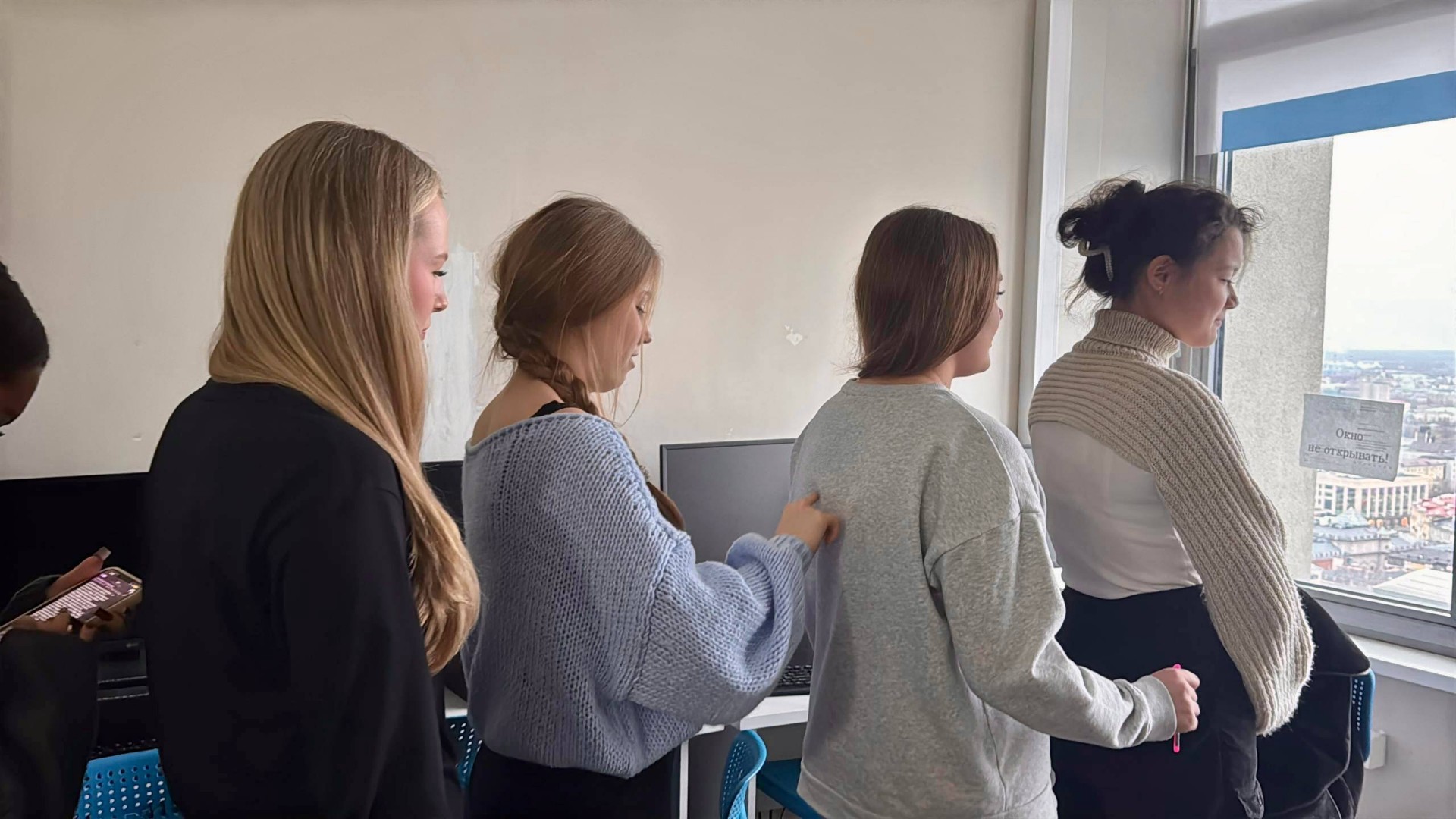 Знакомство с кафедрой через игру: студенческие научные кружки провели интерактивную встречу для первокурсников Знакомство с кафедрой через игру: студенческие научные кружки провели интерактивную встречу для первокурсников