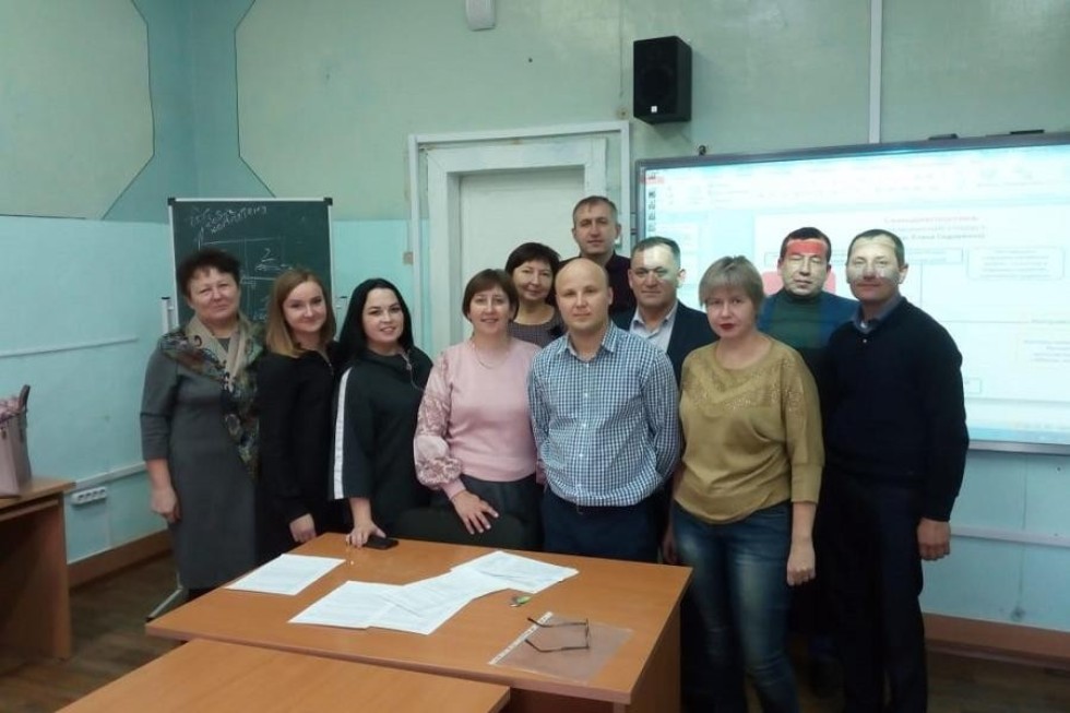 В Елабужском институте КФУ проходят курсы повышения квалификации для руководителей образовательных организаций В Елабужском институте КФУ проходят курсы повышения квалификации для руководителей образовательных организаций