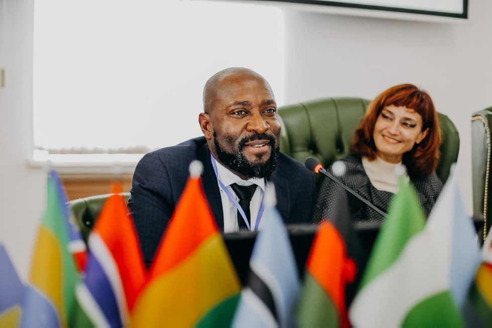 ������ �� �������������� ������ � ������ ��������� � ���