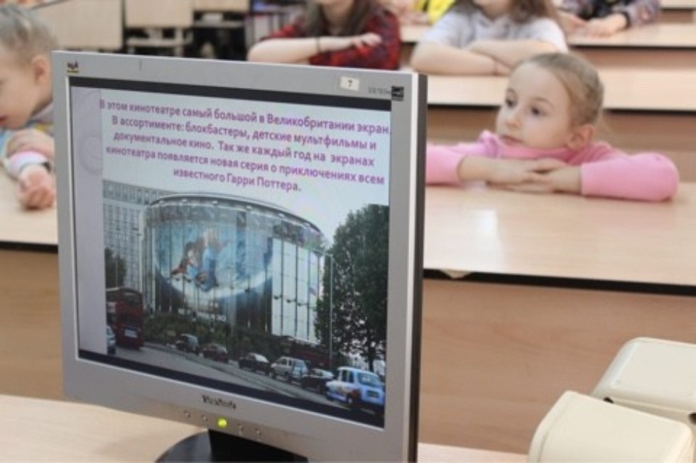 Английские игрушки в Детском университете Английские игрушки в Детском университете