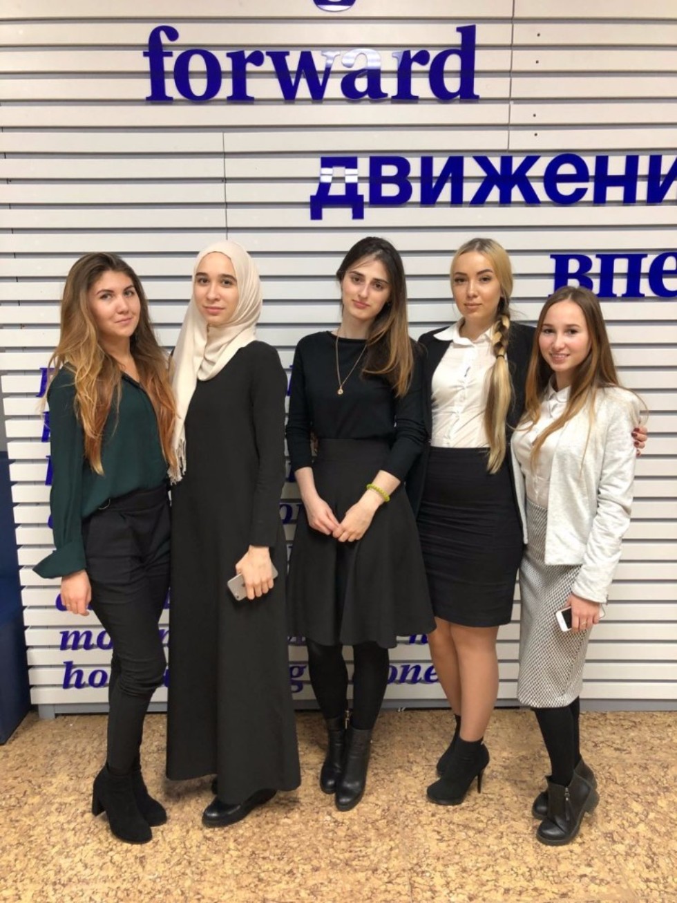 ������ ��������� ����� ������������ ��������� 