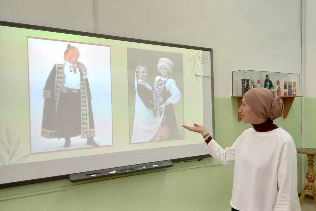 Кураторский час 'Мы за дружбу народов!' Кураторский час 'Мы за дружбу народов!'