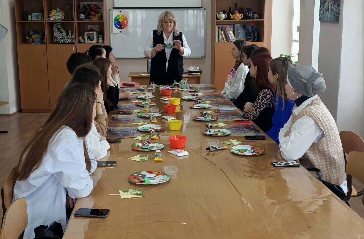 'Педагог дополнительного образования: реалии практики' 'Педагог дополнительного образования: реалии практики'