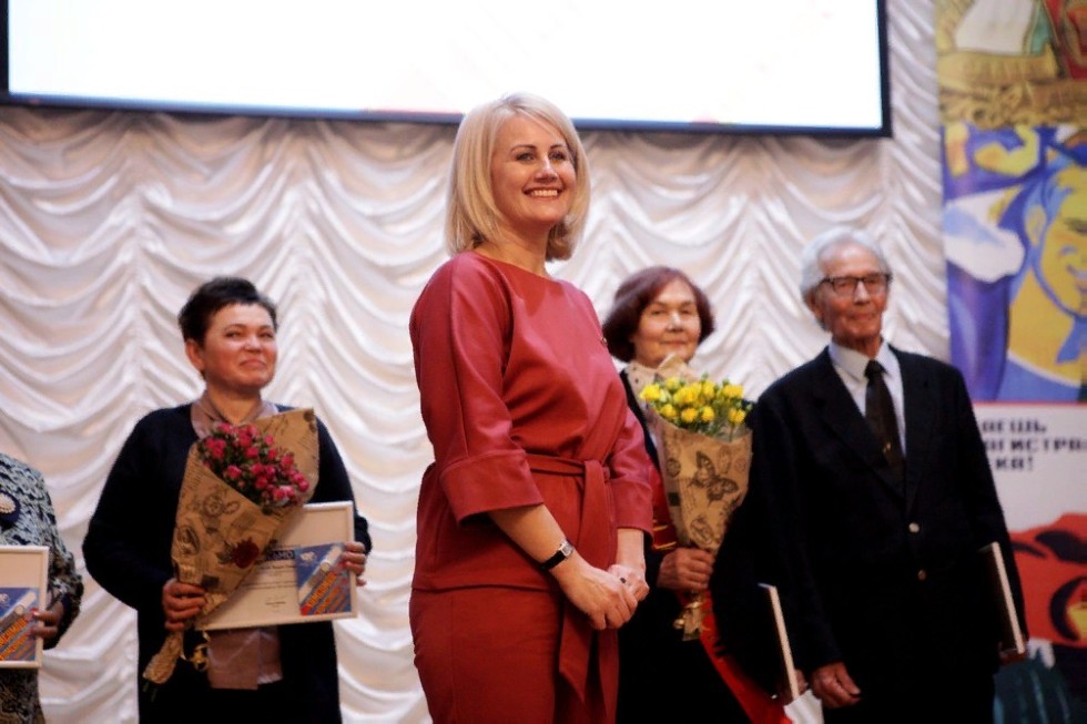 �� ������������� ����������� � ���������� ��������� ��� �������� 100-����� �����