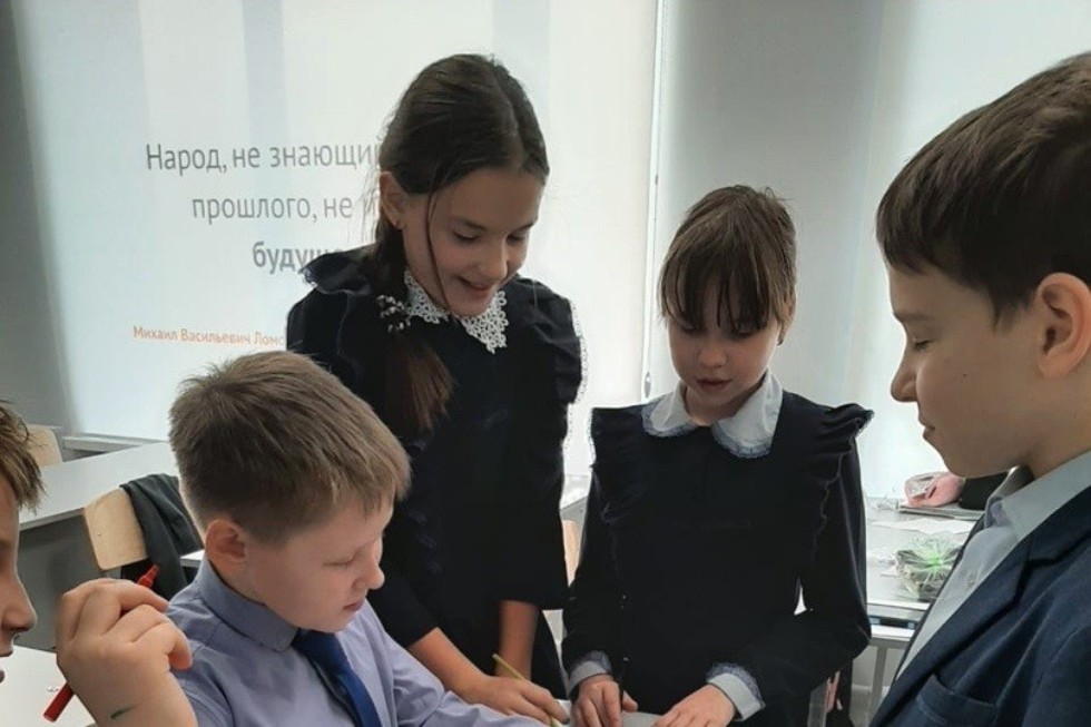 'В гостях у радуги' 'В гостях у радуги'