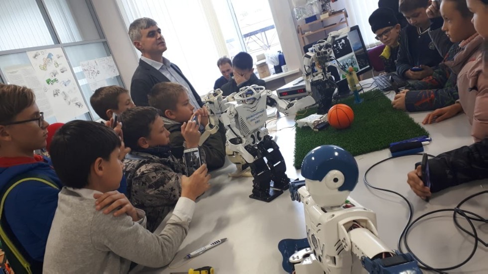 � ������� �������� ���� -�������� ������������������ ������ � ���������� ���������