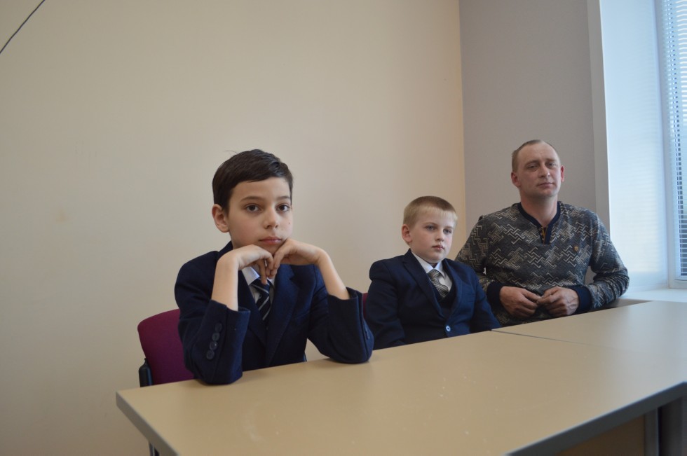 ����� ��������� ���� ������������� 