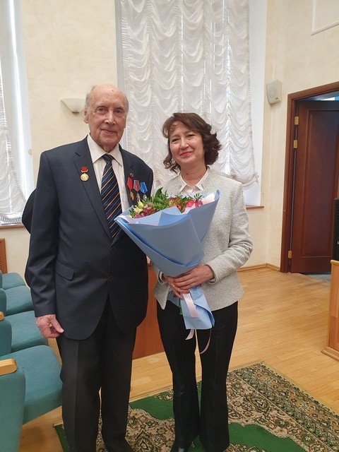 Профессор кафедры биохимии, биотехнологии и фармакологии удостоена почетного звания 'Заслуженный деятель науки Республики Татарстан' Профессор кафедры биохимии, биотехнологии и фармакологии удостоена почетного звания 'Заслуженный деятель науки Республики Татарстан'