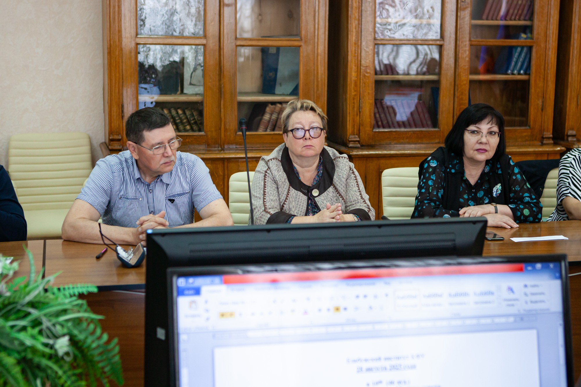 В Елабужском институте КФУ состоялось заседание Ученого совета В Елабужском институте КФУ состоялось заседание Ученого совета