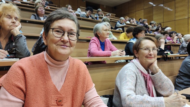 Слушатели Университета третьего возраста с большим интересом посещают лекции по истории Казани Слушатели Университета третьего возраста с большим интересом посещают лекции по истории Казани